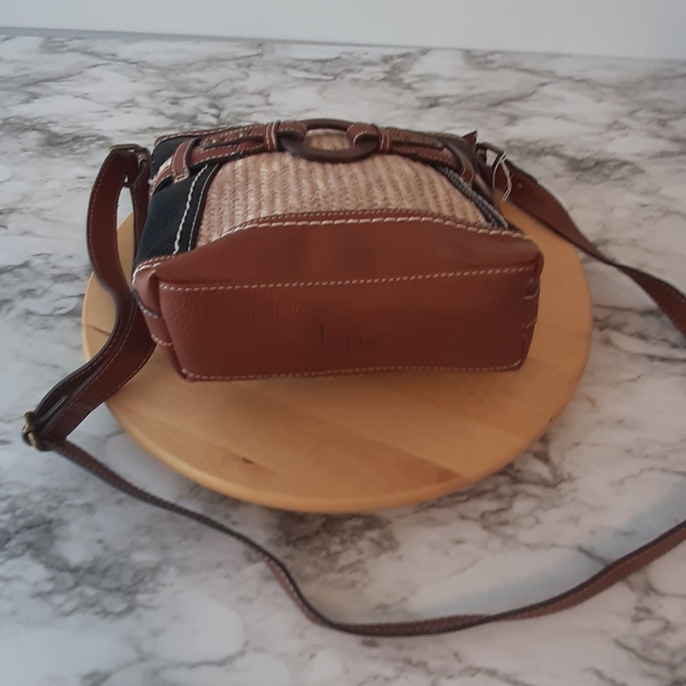 B.O.C. bohoiam crossbody wicker leather bag - Picture 5 of 11
